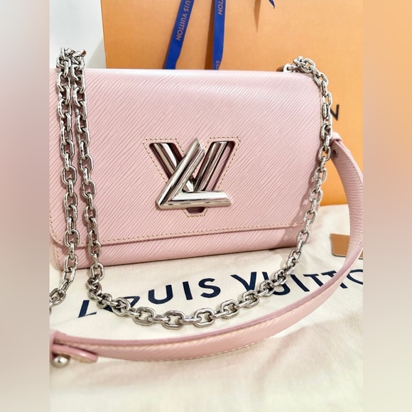 Louis Vuitton Twist Pink Epi MM Shoulder Bag - Picture 3 of 12
